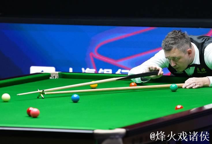 威尔逊战胜卡特 时隔十年再夺斯诺克上海大师赛冠军