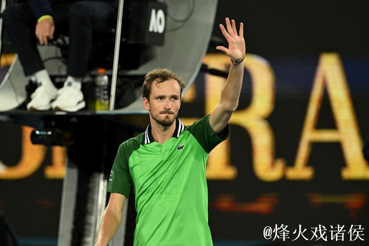 澳网：梅德韦杰夫顺利挺进男单第三轮