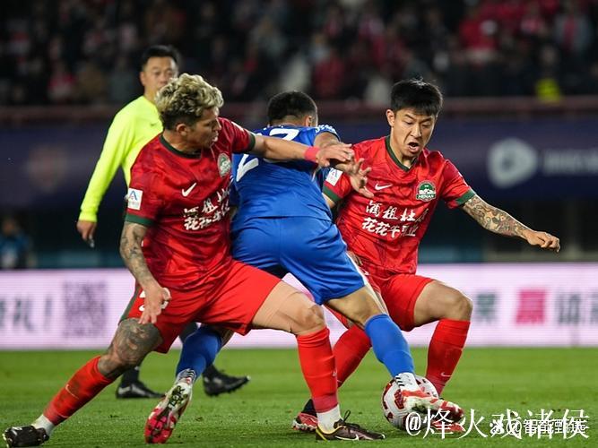 足协杯半决赛:河南队首进决赛 国安7球完胜玉昆 足协杯半决赛:河南队首进决赛 国安7球完胜玉昆